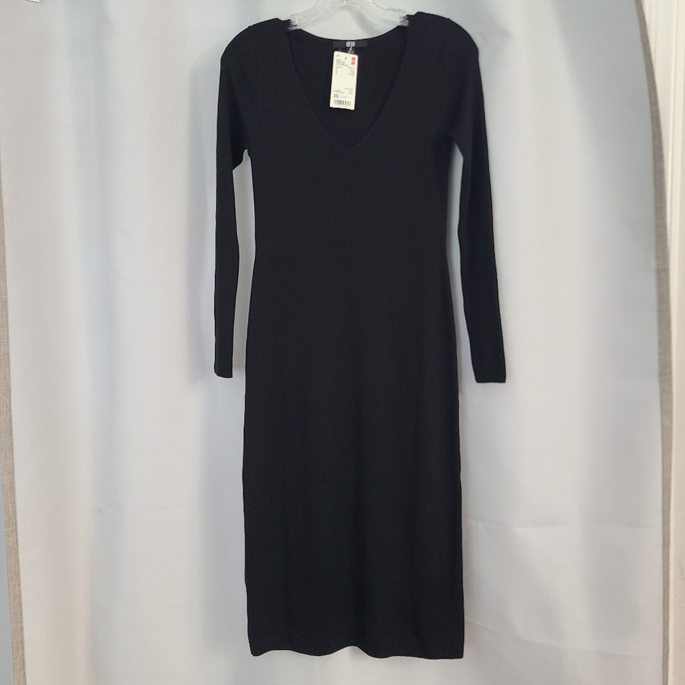 NWT Uniqlo Sz XS Black Merino Wool Blend Fitted V Neck Ribbed Stretchy Dress